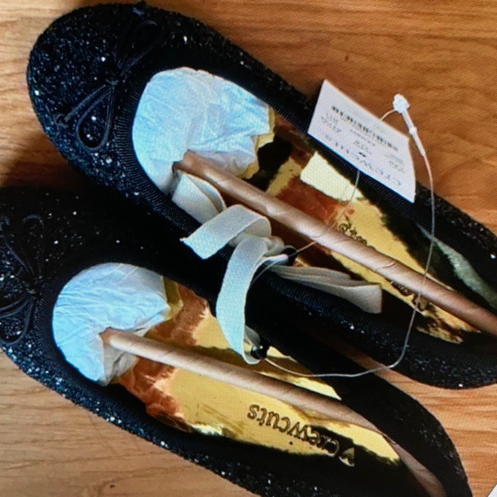 Chic ballet flats sparkling details cute shoes